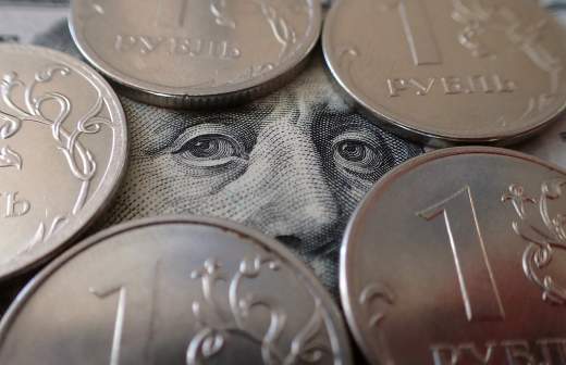 Фото - Аналитик заявила об ослаблении доллара в августе из-за снижения спроса