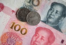 Фото - Замминистра финансов Моисеев назвал юань заменой доллару и евро