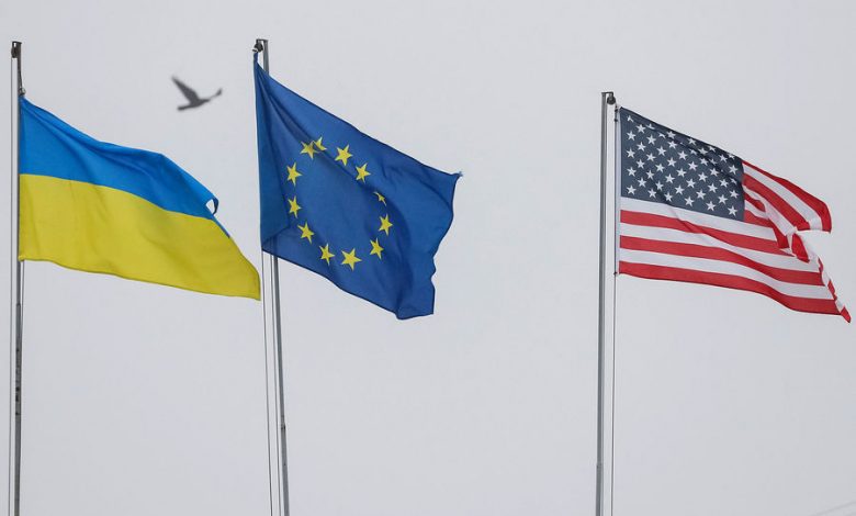 Фото - Bloomberg: ЕС изучает возможность выделения Украине около €18 млрд финансовой помощи